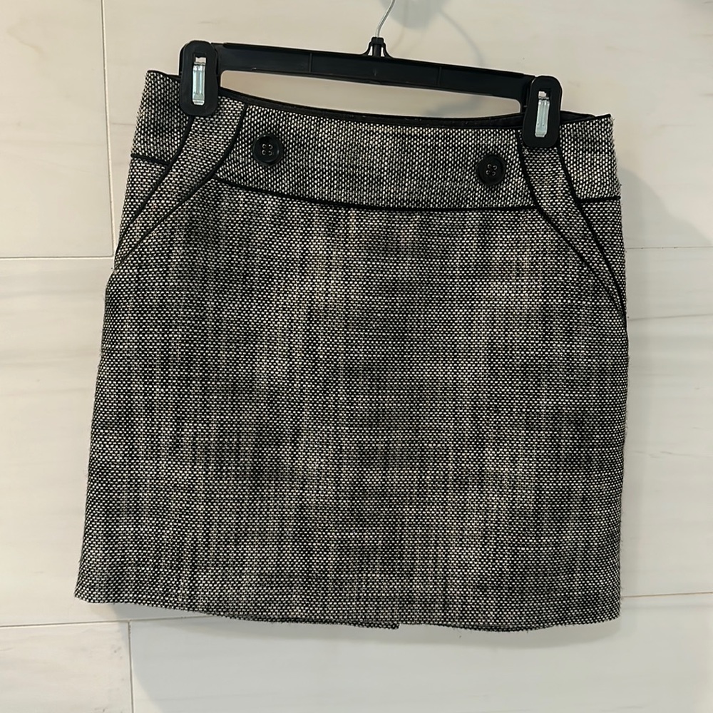 The Limited Tweed Mini Skirt- Size 2
